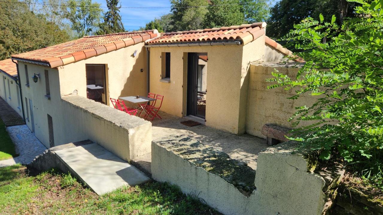 Appartement Au Calme Bournezeau Exterior photo